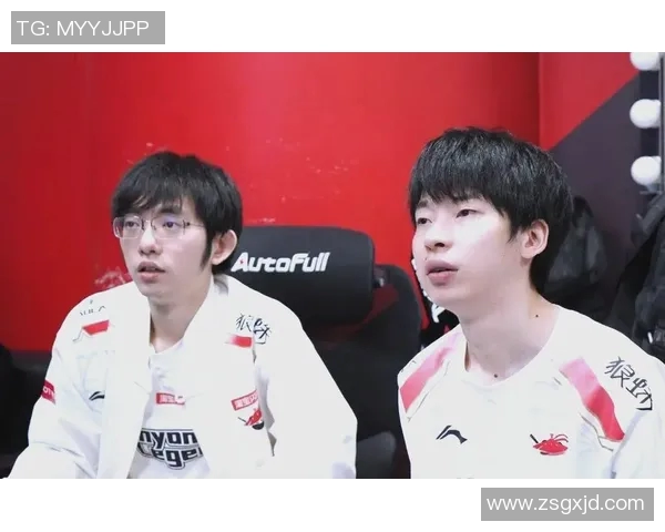 TES状态引发热议赛季表现与战术调整成焦点讨论 TES状态引发热议赛季表现与战术调整成焦点讨论